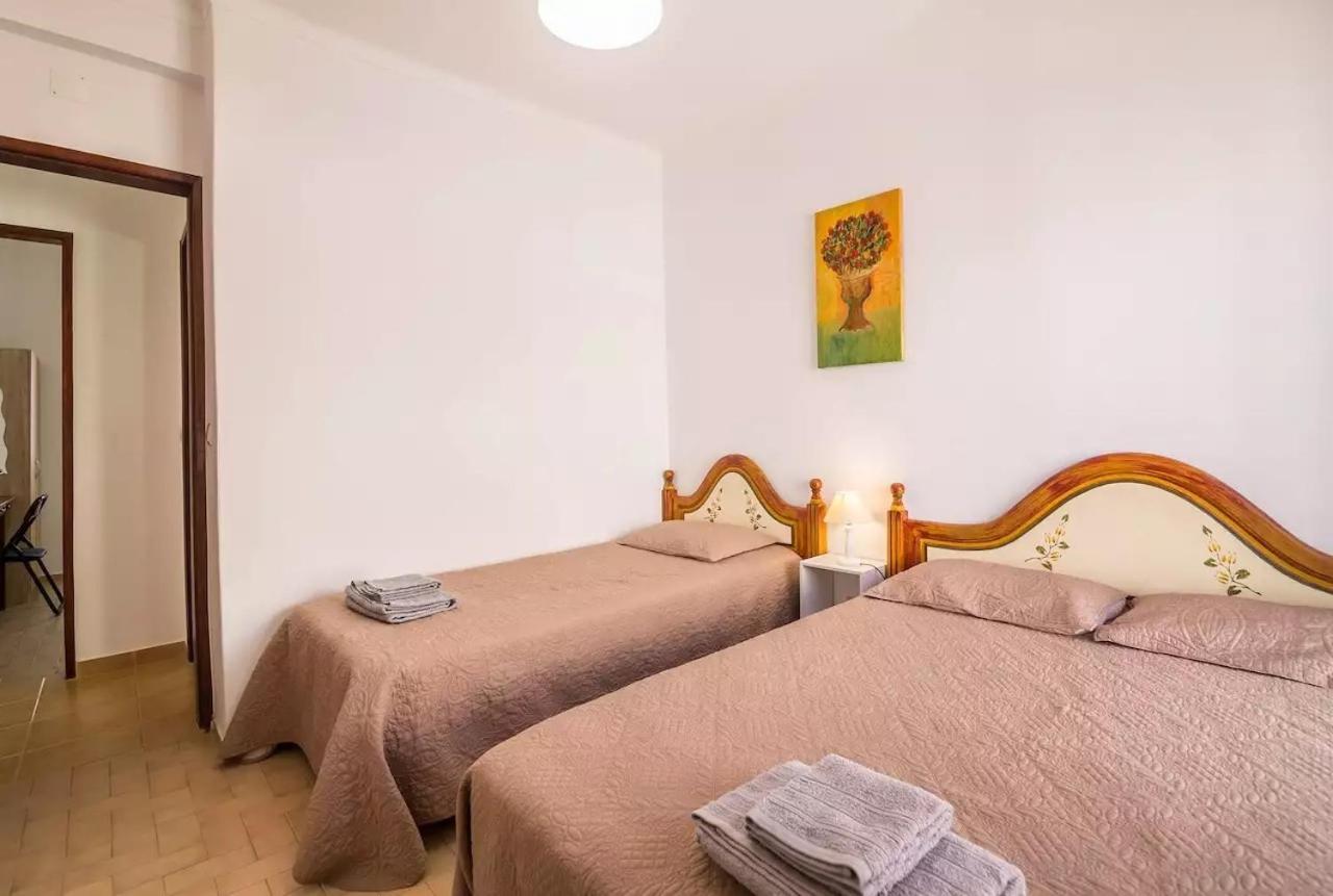 Armacao Beach Residences Armação de Pêra Pokoj fotografie